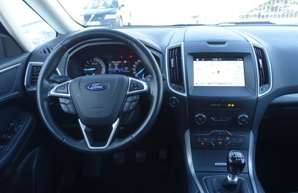 Ford Focus 2.0 Titanium LED SVĚTLA, nabídka da66f95b-1f2e-41a3-9e3c-bef0eece34f7