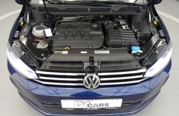 Volkswagen Touran 2.0 TDi Highline NEZ. TOPENÍ, nabídka 6aba3de8-8830-4666-b4de-b92e0a920058