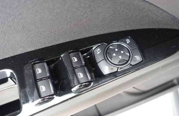 Ford Mondeo 2.0 Titanium, nabídka e1d1b459-1713-47c6-8d2d-6f95eeffb8b0