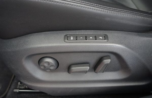 Volkswagen Sharan 2.0 TDi Highline DSG, nabídka c80d3f9a-e490-42d8-8def-5f584332075b
