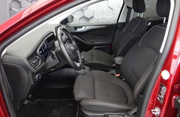 Ford Focus 2.0 EcoBlue Titanium, nabídka 465dd492-94e5-498d-a015-46f114c52658