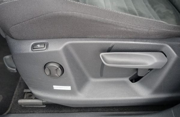 Volkswagen Touran 2.0 TDi Highline DSG, nabídka 0edd8331-0e5f-43d5-bce9-1da92f1fd4d1
