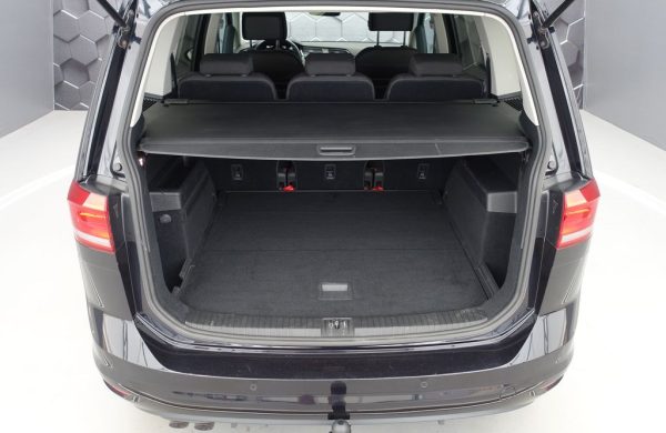 Volkswagen Touran 2.0 TDi 110 kW ACC TEMPOMAT, nabídka 0a6069af-6eba-4c44-b97a-d355d7da6cf9