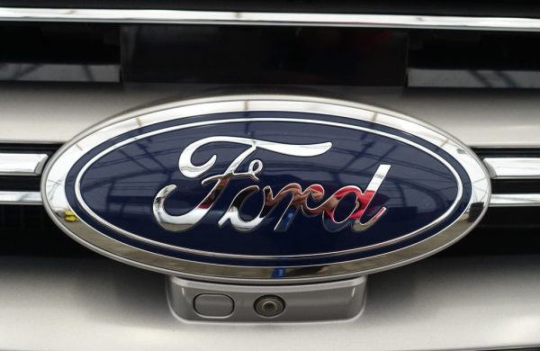 Ford Edge 2.0 TDCi Titanium  AWD 132kW, nabídka 0db7a087-5c9c-41bb-8aeb-52862daa81d6