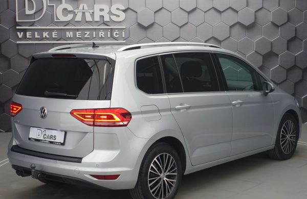 Volkswagen Touran 2.0 TDi Highline NEZ.TOPENÍ, nabídka a1246dfa-69a8-4b86-8f02-0955fd461b6c