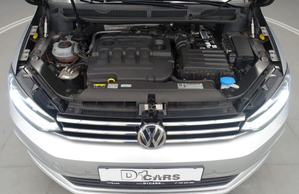 Volkswagen Touran 2.0 TDi Highline NEZ.TOPENÍ, nabídka a1246dfa-69a8-4b86-8f02-0955fd461b6c