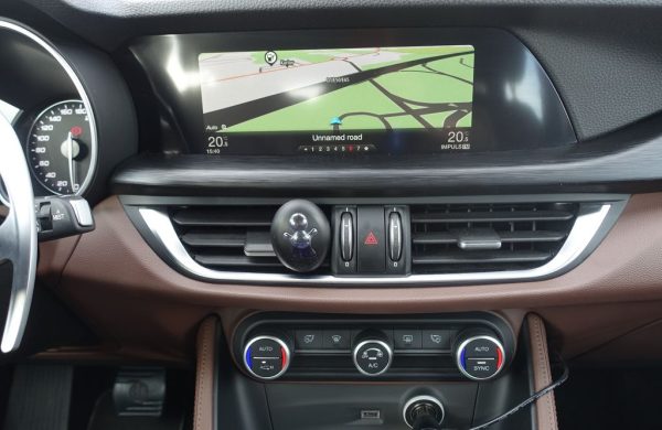 Alfa Romeo Stelvio 2.0 Turbo Q4 148 kW, nabídka eb9e2b59-8a36-4b21-95db-d86eff7aaf0c