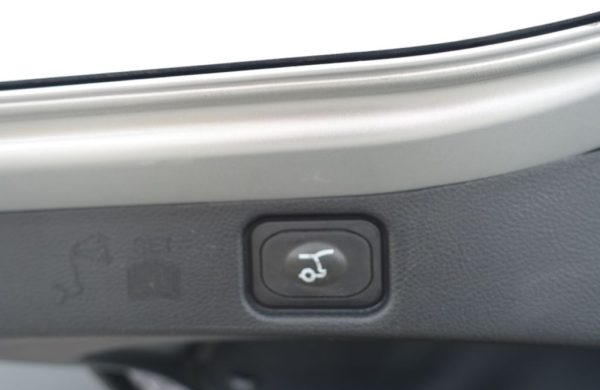 Ford Galaxy 2.0 EcoBlue Titanium, nabídka b2dc34dc-dfb0-44d2-8d56-2025aba91dcf