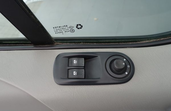 Opel Vivaro 2.0 CDTi 9 MÍST, nabídka 7a47bf75-bc5a-44b8-a524-55a9adf198b1