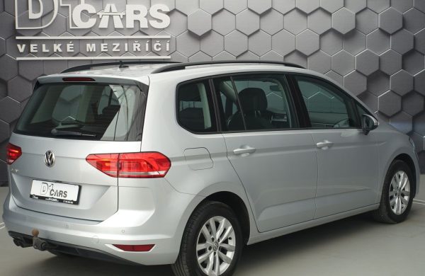 Volkswagen Touran 2.0 TDi  REZERVOVÁNO!, nabídka 9e3876b6-6987-45ea-b70f-2013e7531780