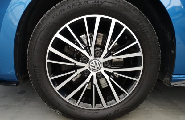 Volkswagen Touran 2.0 TDi R-Line 7MÍST, nabídka 15e6b3a6-cd00-406f-b58c-a937ca94f440