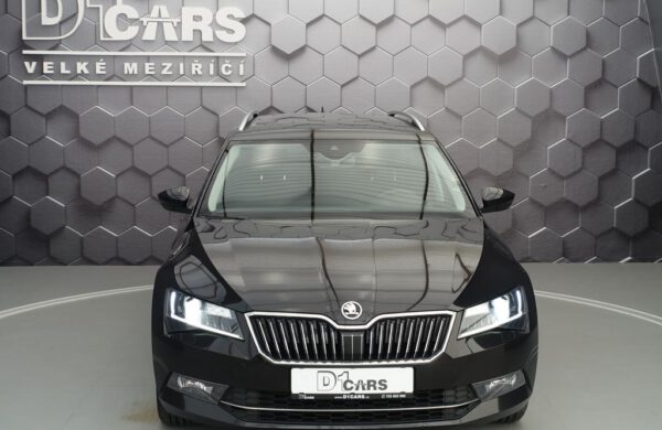 Škoda Superb 2.0 TDi Style NEZ. TOPENÍ, nabídka 593171a8-bcf7-4cf7-a816-304ffdcf6ab6