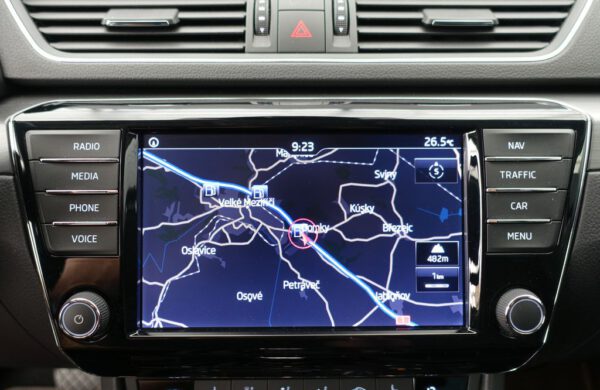 Škoda Superb 2.0 TDi Style NEZ. TOPENÍ, nabídka 593171a8-bcf7-4cf7-a816-304ffdcf6ab6
