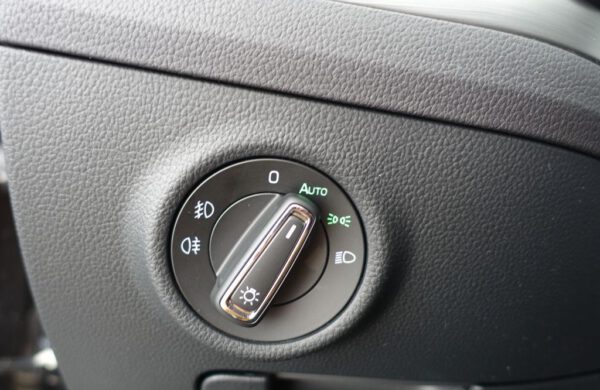 Škoda Superb 2.0 TDi Style NEZ. TOPENÍ, nabídka 593171a8-bcf7-4cf7-a816-304ffdcf6ab6