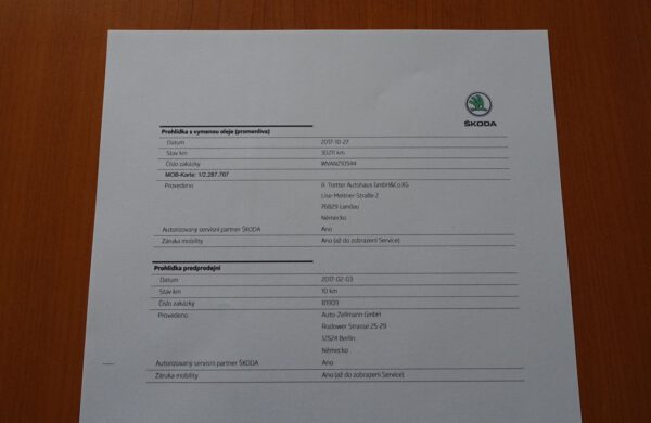 Škoda Superb 2.0 TDi Style NEZ. TOPENÍ, nabídka 593171a8-bcf7-4cf7-a816-304ffdcf6ab6