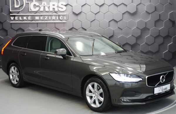 Volvo V90 D4 AWD Momentum D4 AWD Momentu, nabídka 4bee4703-82ed-40cb-a045-ef1623c696e3